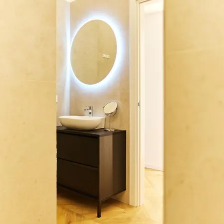 Duomo Imperial Suits - Modern And Comfortable Milan Exterior photo