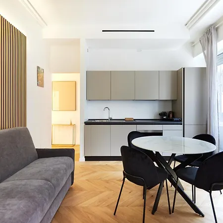 Duomo Imperial Suits - Modern And Comfortable Milan Exterior photo