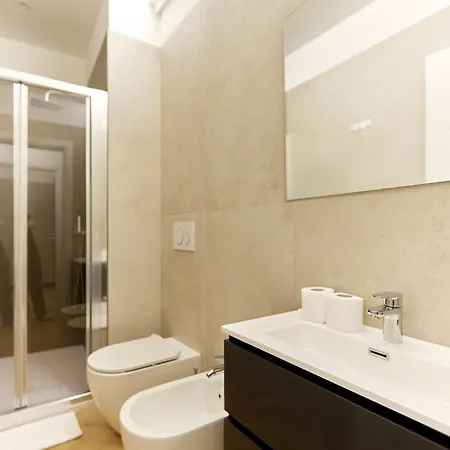 Duomo Imperial Suits - Modern And Comfortable Milan Exterior photo